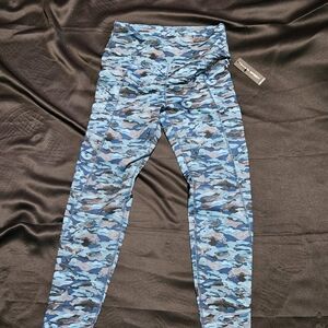NWT Tahari Sport Blue/Gray Camo Leggings With Pockets Size M